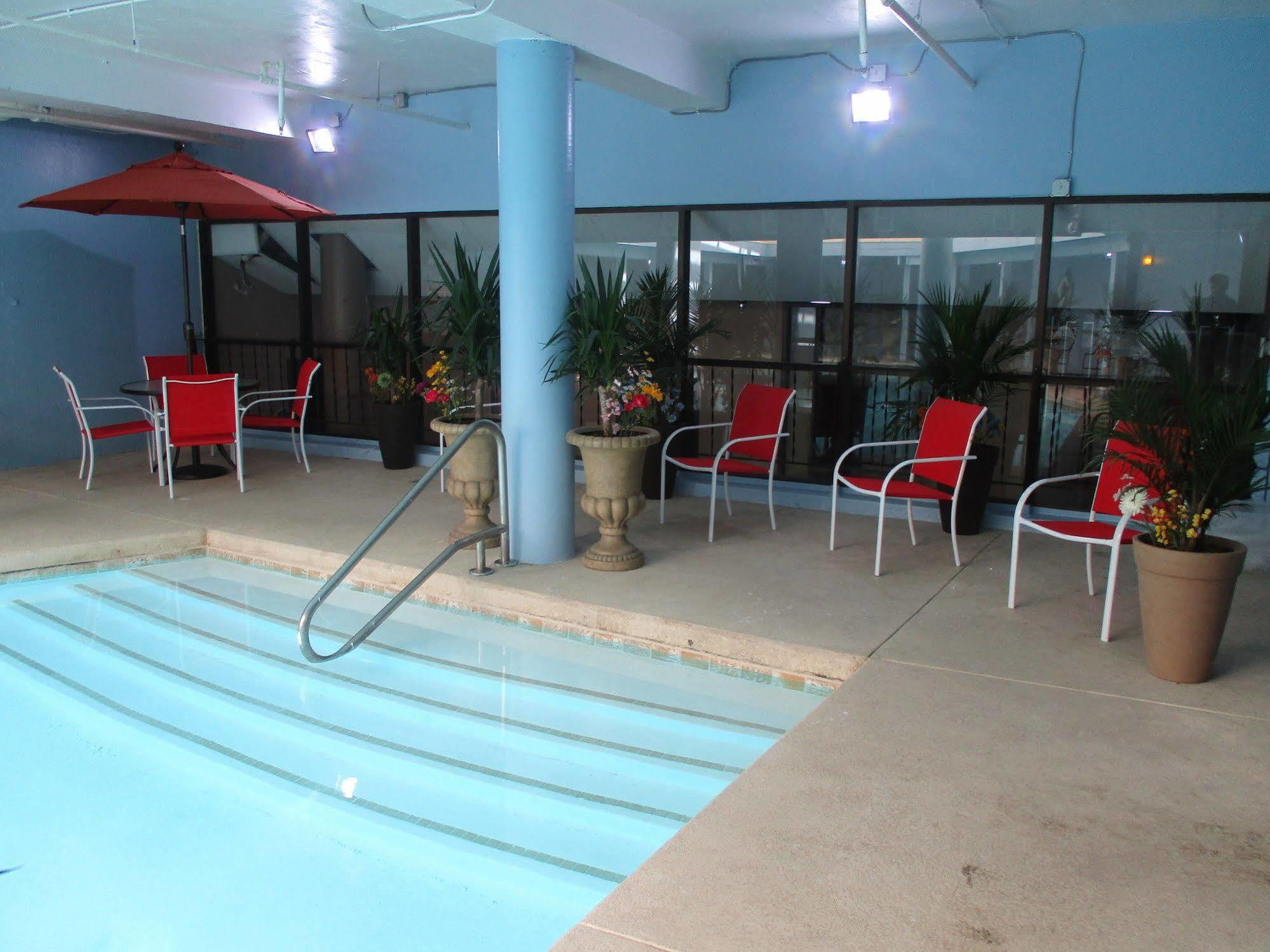 Best Host Inn Plaza Kansas City Bagian luar foto